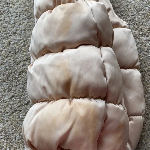 Gymboree puffer vest toddler size 4 (XS) - Picture 5 of 10